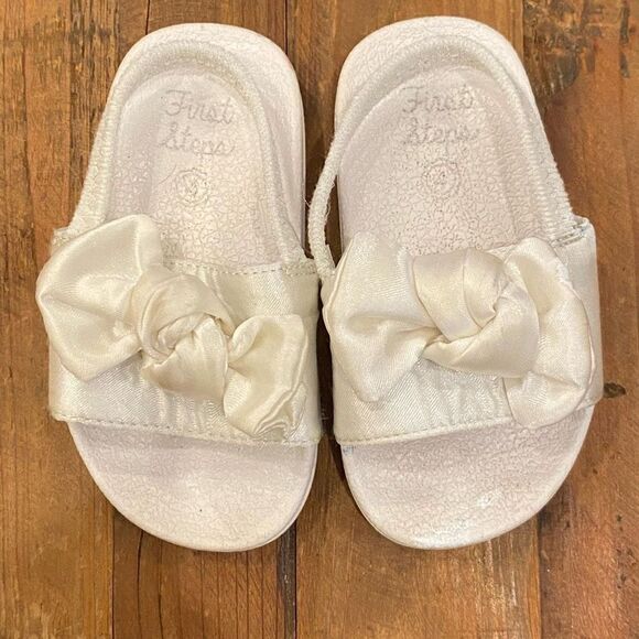 First Steps Sandal Bundle of Two White Satin and Black Satin Bow Tie Toddler Siz - Picture 4 of 9